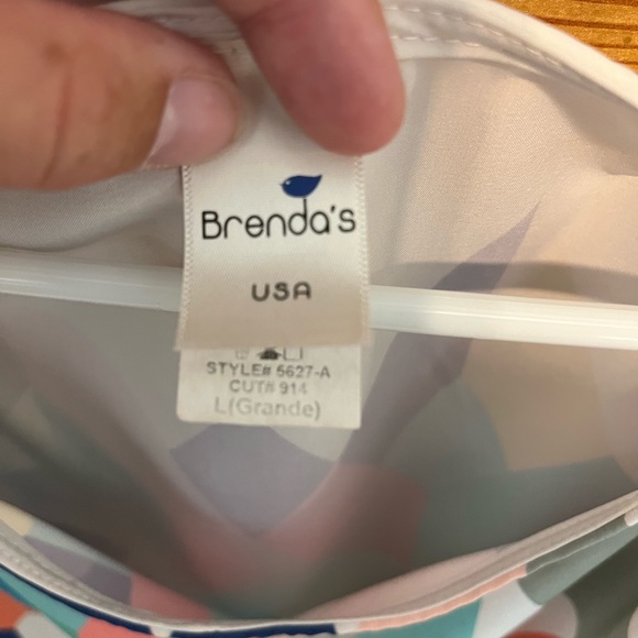 Dress - Picture 3 of 3